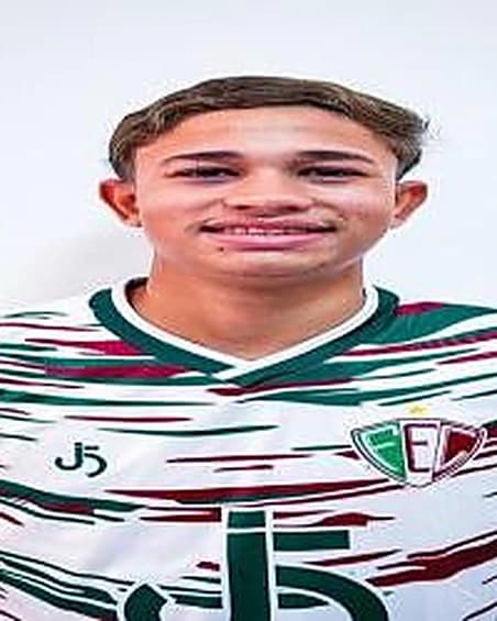 João Marcos, zagueiro do Fluminense-PI