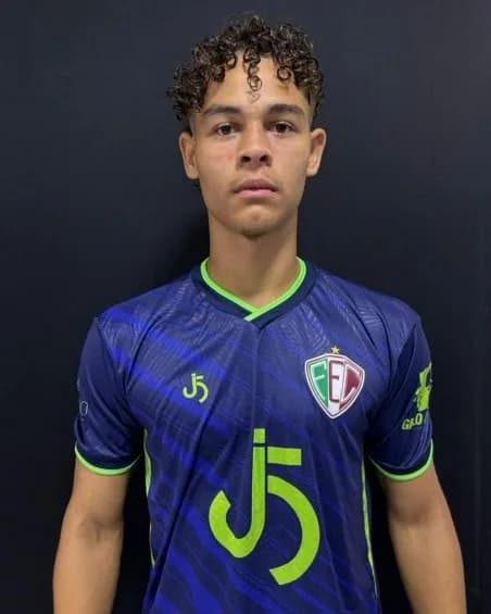 Máximo, goleiro do Fluminense-PI