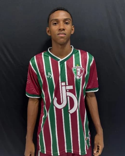 Pelezinho, atacante do Fluminense-PI